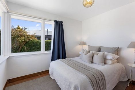 Photo of property in 33 Arthur Street, Upper Riccarton, Christchurch, 8041
