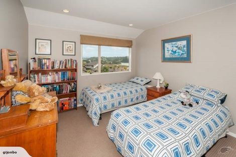 Photo of property in 57 Kittiwake Drive, Schnapper Rock, Auckland, 0632