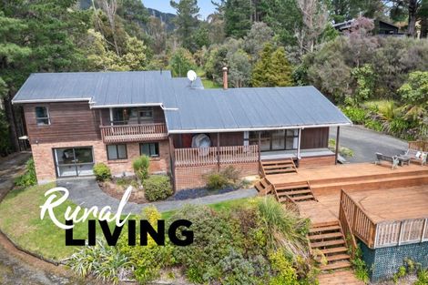 Photo of property in 70 Kaitoke Loop, Kaitoke, Upper Hutt, 5018