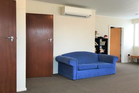 Photo of property in 4 Duke Place, New Plymouth, 4310
