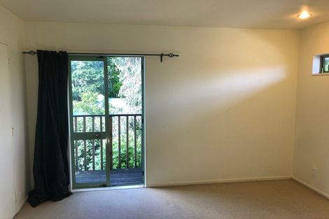 Photo of property in 2/71 Sunnynook Road, Forrest Hill, Auckland, 0620