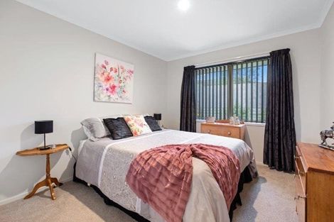 Photo of property in 2 Dayna Avenue, Ohauiti, Tauranga, 3112