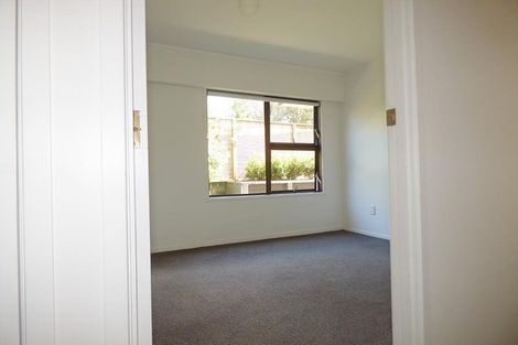 Photo of property in 3/59 Norwood Road, Bayswater, Auckland, 0622