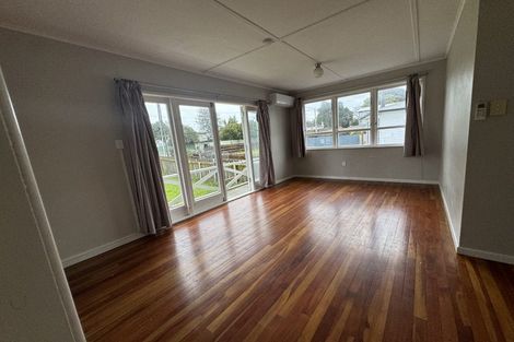 Photo of property in 55 Weymouth Road, Manurewa, Auckland, 2102