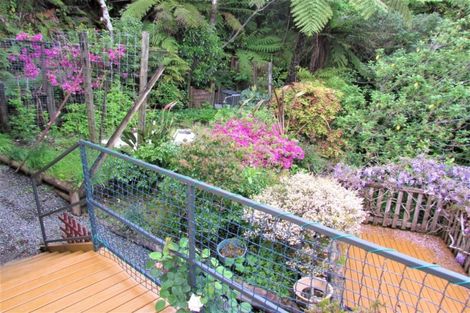 Photo of property in 20 Weenink Road, Karoro, Greymouth, 7805