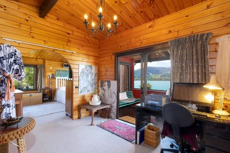 Photo of property in 90 Point Road, Monaco, Nelson, 7011