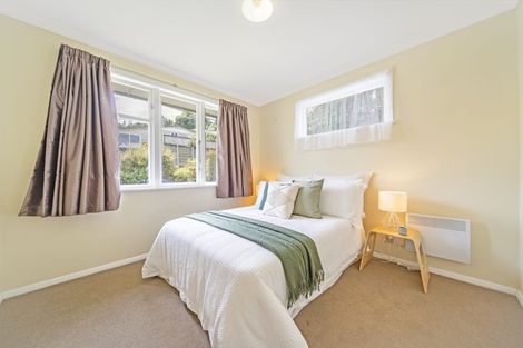 Photo of property in 10 Vista Crescent, Maoribank, Upper Hutt, 5018