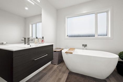 Photo of property in 34 Maunganamu Drive, Wharewaka, Taupo, 3330