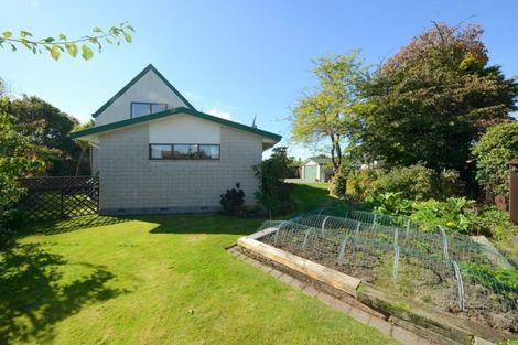 Photo of property in 17 Parr Place, Ilam, Christchurch, 8041