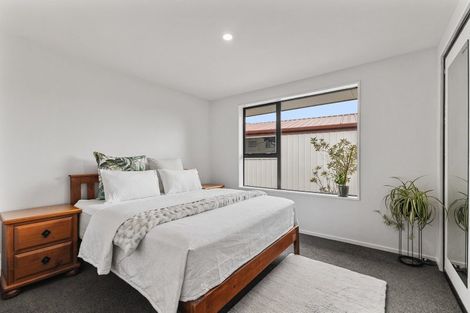 Photo of property in 1/3 Thornhill Place, Sockburn, Christchurch, 8042