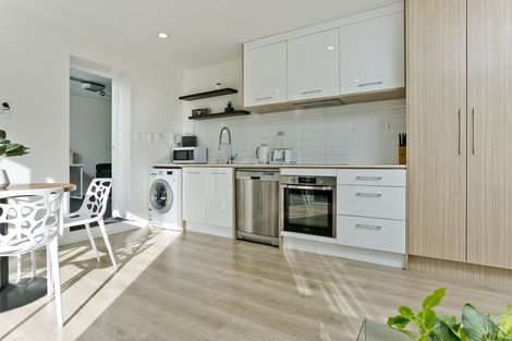 Photo of property in 2/152 Manuka Road, Bayview, Auckland, 0629