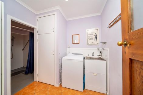 Photo of property in 12 Vogel Street, Hawera, 4610