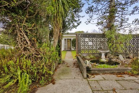 Photo of property in 23 Hinau Street, Inglewood, 4330