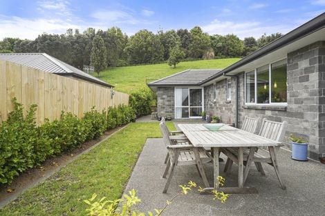 Photo of property in 43 Lakeside Terrace, Omokoroa, 3114