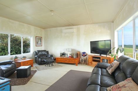 Photo of property in 437 Island Block Road, Island Block, Te Kauwhata, 3782