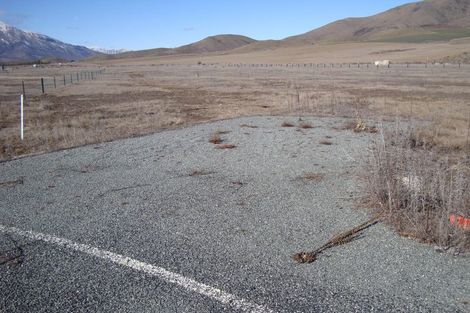 Photo of property in 14 Hardacre Place, Omarama, 9412