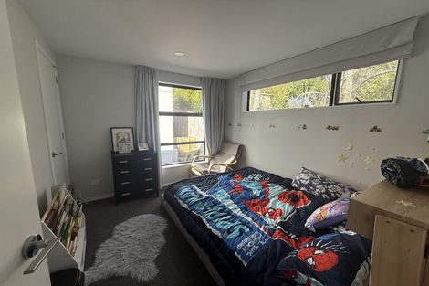 Photo of property in 25 Tokai Place, Glen Eden, 0602