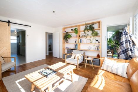 Photo of property in 4b Guthrie Road, Havelock North, 4130