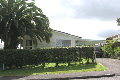 Photo of property in 18 Sunnylaw Place, Glen Eden, Auckland, 0602