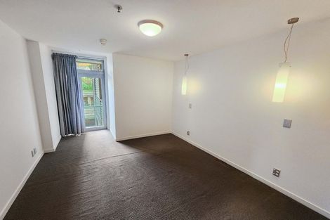 Photo of property in Montreaux Apartments, 2k/164 The Terrace, Wellington Central, Wellington, 6011
