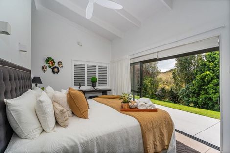 Photo of property in 32 Julian Road, Onemana, Whangamata, 3691