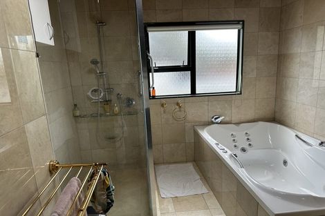 Photo of property in 24 Halladale Road, Papakowhai, Porirua, 5024