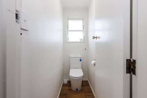 Photo of property in 12 Motuoapa Place, Kelvin Grove, Palmerston North, 4414