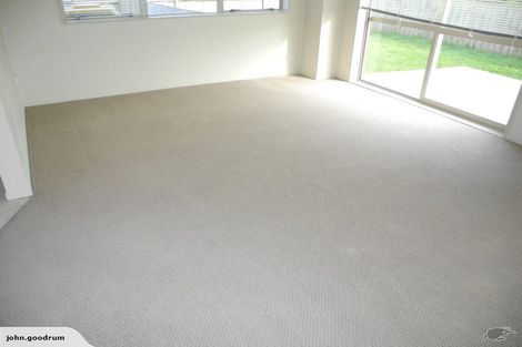 Photo of property in 24 Stranraer Crescent, Wattle Downs, Auckland, 2103