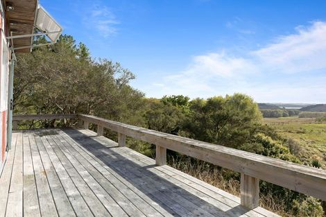 Photo of property in 1122 Oneriri Road, Kaiwaka, 0573