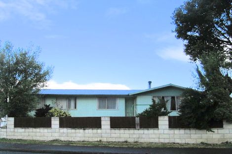 Photo of property in 13 Weddell Street, Flaxmere, Hastings, 4120