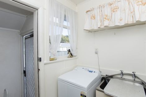 Photo of property in 33 Glasgow Crescent, Kaiti, Gisborne, 4010