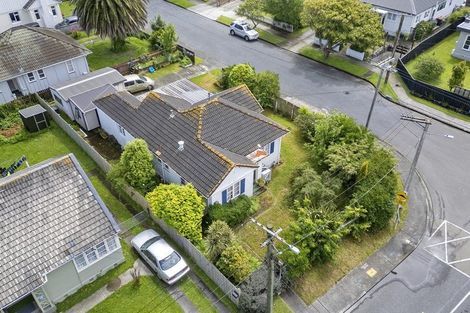 Photo of property in 15 Raymond Terrace, Fairfield, Lower Hutt, 5011