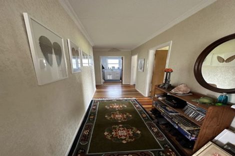 Photo of property in 19 Bedford Street, Eltham, 4322