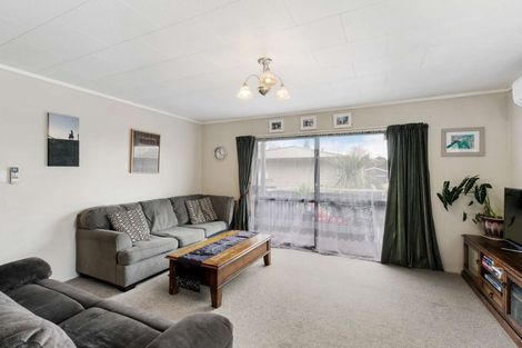 Photo of property in 57 Welcome Bay Road, Welcome Bay, Tauranga, 3112