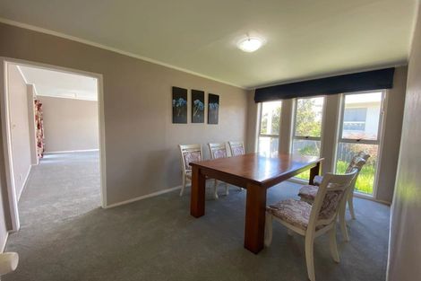 Photo of property in 6 Barlow Place, Chatswood, Auckland, 0626