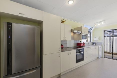 Photo of property in 12 Meadows Avenue, Waiwhetu, Lower Hutt, 5010