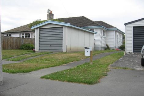Photo of property in 4 Renfrew Street, Upper Riccarton, Christchurch, 8041