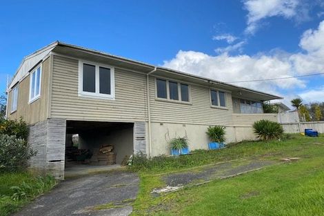 Photo of property in 7 Sheehan Road, Te Atatu South, Auckland, 0610
