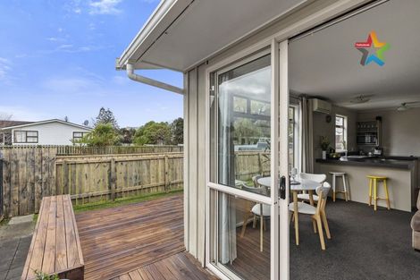 Photo of property in 2/30 Awamutu Grove, Waiwhetu, Lower Hutt, 5010