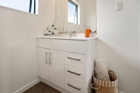 Photo of property in 240 Cook Drive, Whitianga, 3510