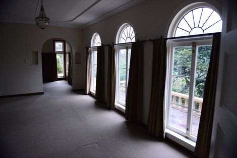 Photo of property in 65 Havelock Road, Havelock North, 4130