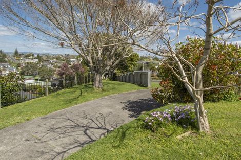 Photo of property in 213 Bellevue Road, Bellevue, Tauranga, 3110