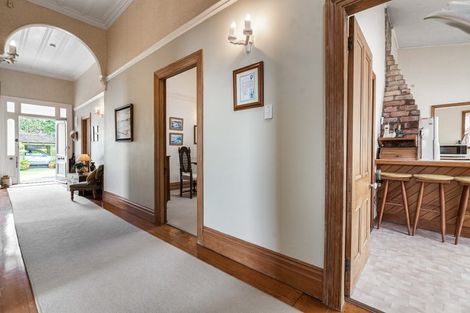 Photo of property in 125 Vauxhall Road, Narrow Neck, Auckland, 0624