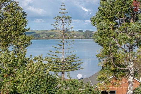 Photo of property in 16 Marchant Road, Hihi, Mangonui, 0494