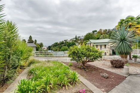 Photo of property in 1a Goldsmith Terrace, Hospital Hill, Napier, 4110