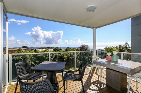 Photo of property in 147a Molesworth Street, New Plymouth, 4312