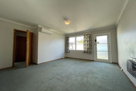 Photo of property in 87 Featherston Street, Takaro, Palmerston North, 4412