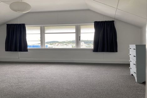 Photo of property in 20 Macdonald Crescent, Te Aro, Wellington, 6011