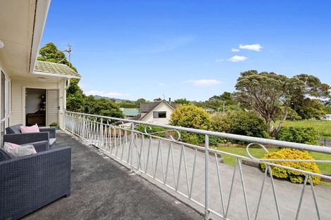 Photo of property in 410 South Road, Omata, New Plymouth, 4374