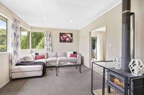 Photo of property in 76 Champion Street, Cannons Creek, Porirua, 5024